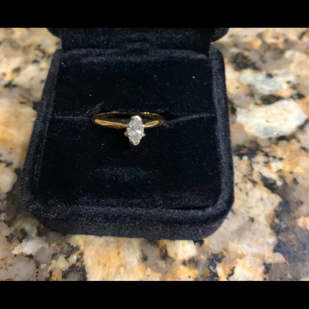 Diamond ring